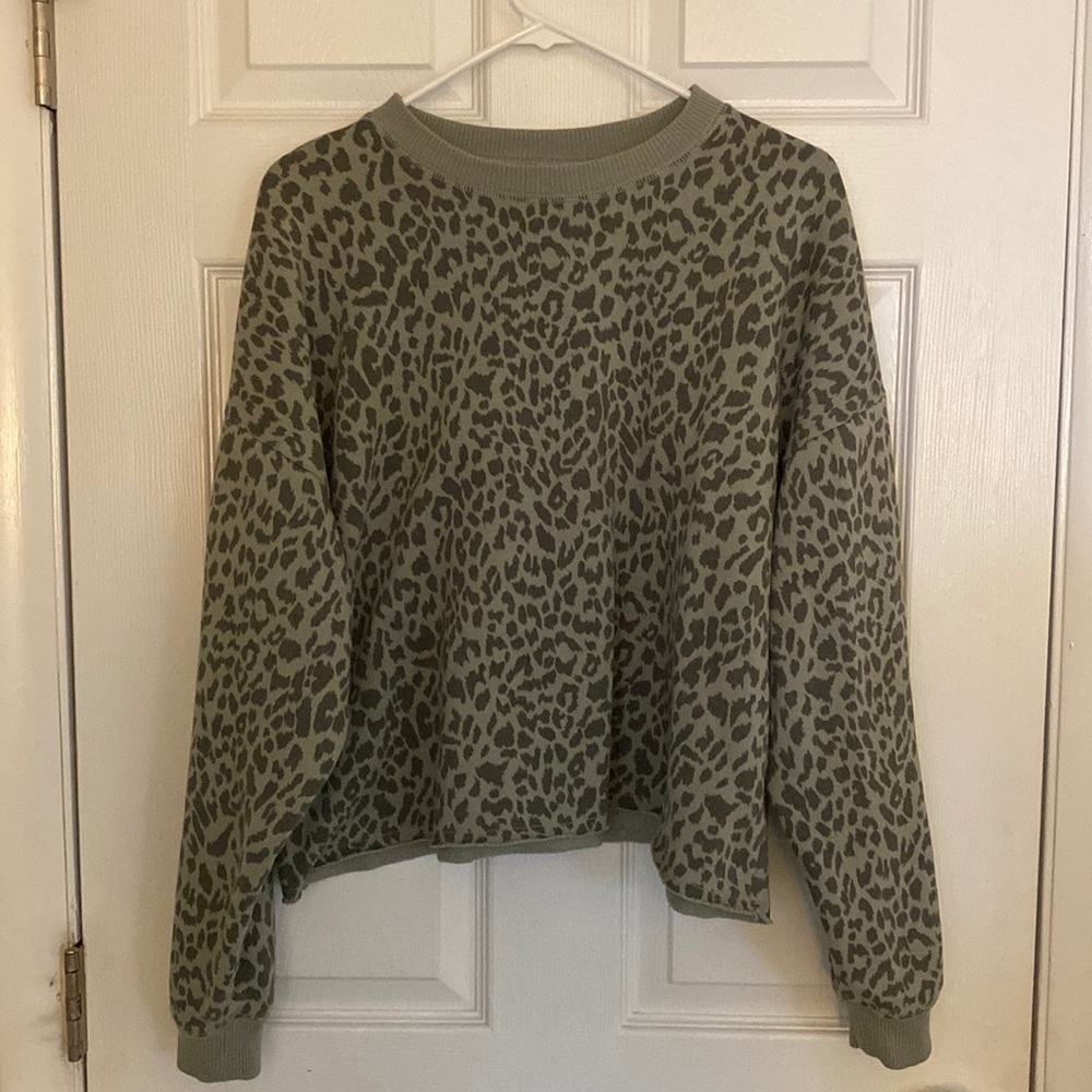 American Eagle sweatshirt